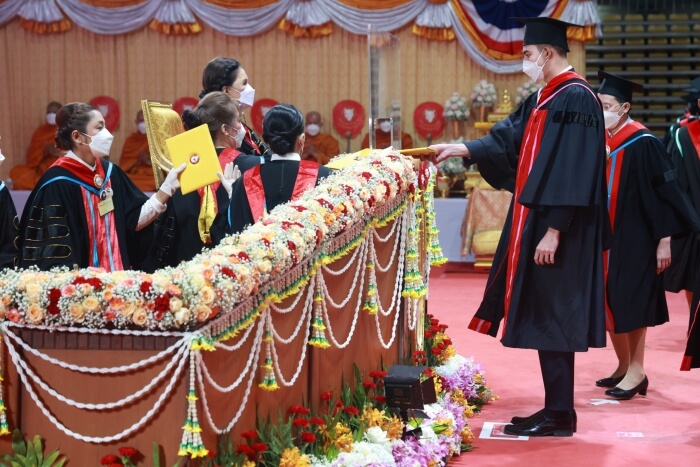 ทูลกระหม่อมหญิงอุบลรัตนราชกัญญา สิริวัฒนาพรรณวดี พระราชทานปริญญาบัตรแก่ผู้สำเร็จการศึกษาจากมหาวิทยาลัยกรุงเทพธนบุรี ประจำปีการศึกษา 2565