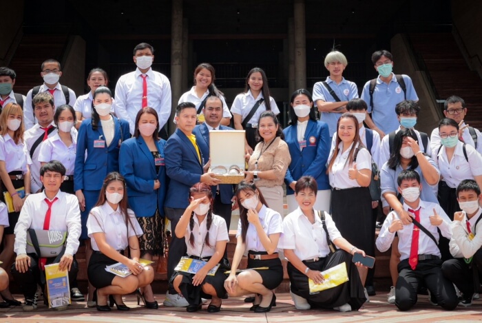 คณะรัฐศาสตร์ ม.กรุงเทพธนบุรี โดยคณาจารย์และนักศึกษาศึกษาดูงาน ณ สำนักงานเลขาธิการวุฒิสภา ในวันที่ 31 สิงหาคม 2566
