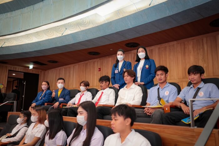 คณะรัฐศาสตร์ ม.กรุงเทพธนบุรี โดยคณาจารย์และนักศึกษาศึกษาดูงาน ณ สำนักงานเลขาธิการวุฒิสภา ในวันที่ 31 สิงหาคม 2566