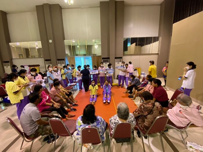 โครงการ "สูงวัยอย่างมีคุณภาพ จัดการตนเองได้เต็มศักยภาพแบบองค์รวม" โดยการ ร่วมกันของ 4 สถาบัน เครือข่าย สสอท โซน 1