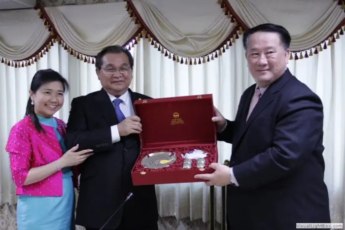 มหาวิทยาลัยกรุงเทพธนบุรีร่วมบันทึกข้อตกลงระหว่างกระทรวงอุตสาหกรรม