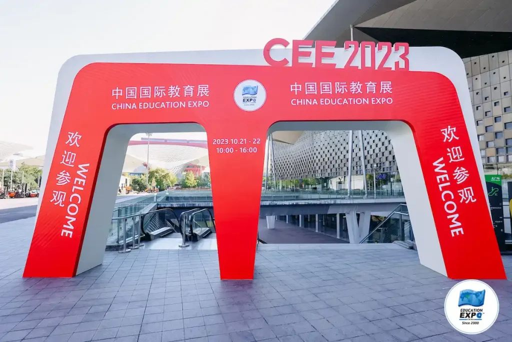มหาวิทยาลัยกรุงเทพธนบุรี เข้าร่วมงานนิทรรศการ CEE 2023 ที่ประเทศจีน